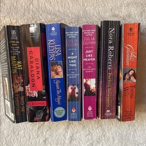 7 Assorted Romance Novels 2 by Julia Quinn